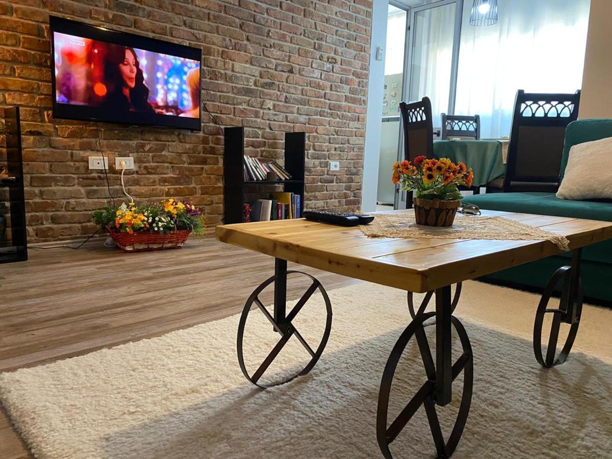 Ultra Apartments 'New Baazar' Tirana Eksteriør billede